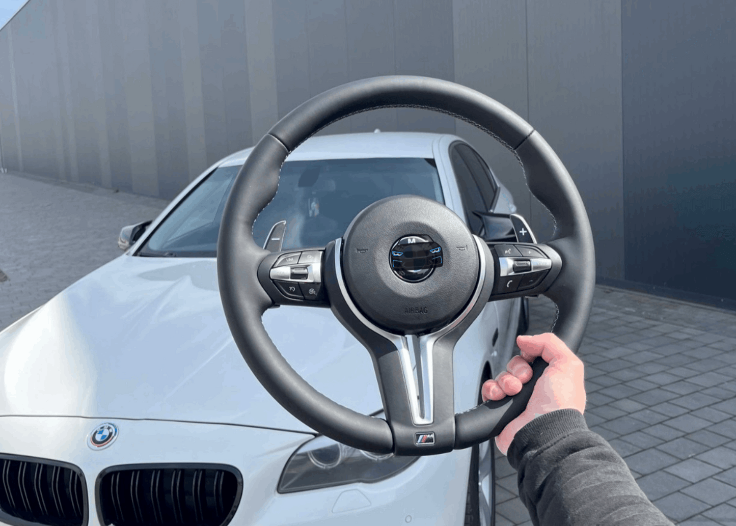 M-Steering Wheel